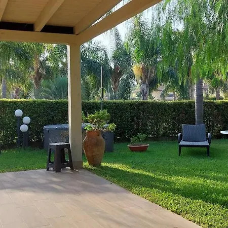 Holiday home Achillea - Villetta Con Jacuzzi Privata E Piscina Condominiale