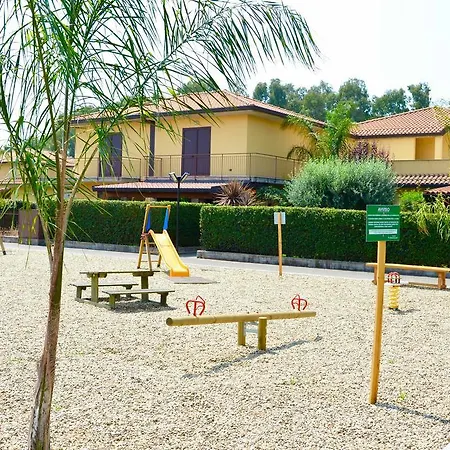 Holiday home Achillea - Villetta Con Jacuzzi Privata E Piscina Condominiale